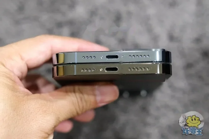 蘋果 iPhone 15（默認喇叭孔）